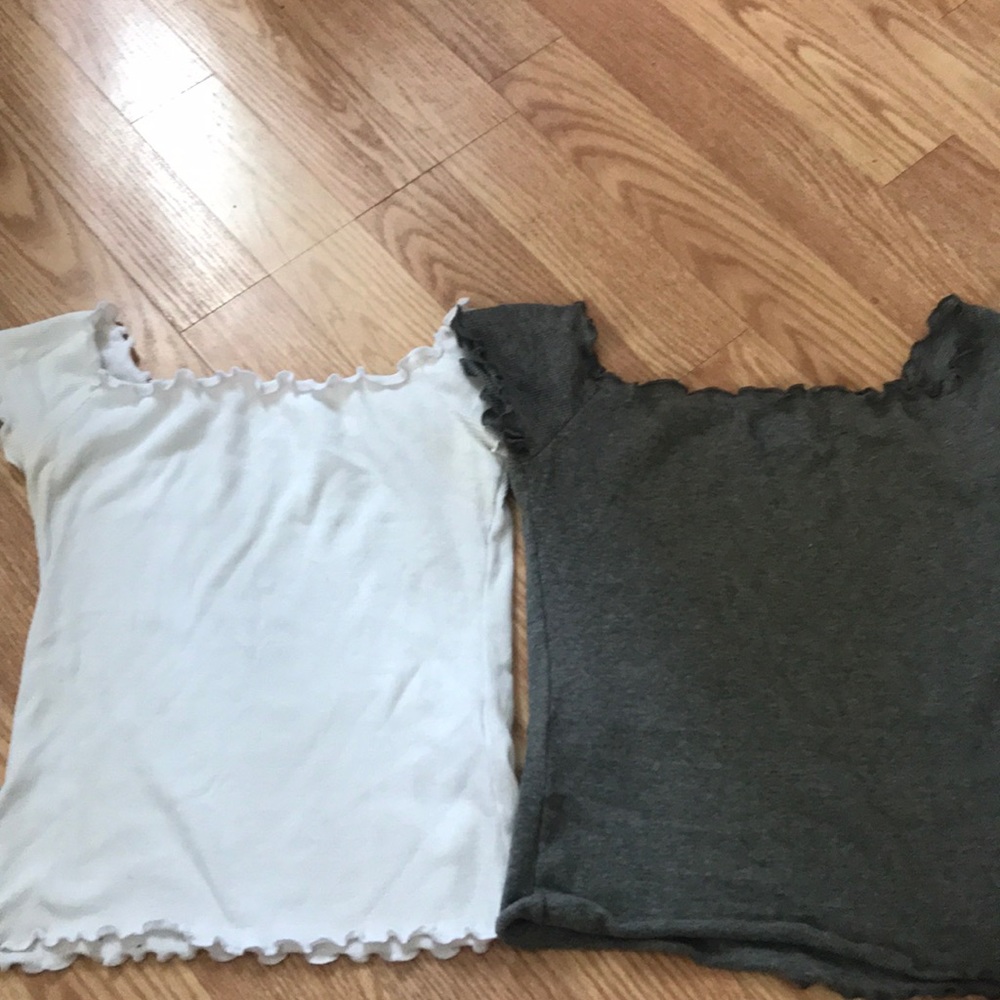 Hollister Off-Shoulder Lettuce Tops Bundle